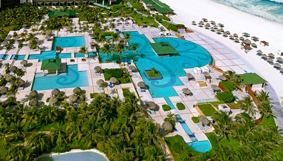 Basen w Iberostar Cancun