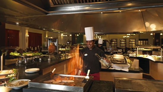 Ocean Maya Royale Show Cooking