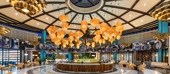 Ocean Rivera Paradise lobby bar