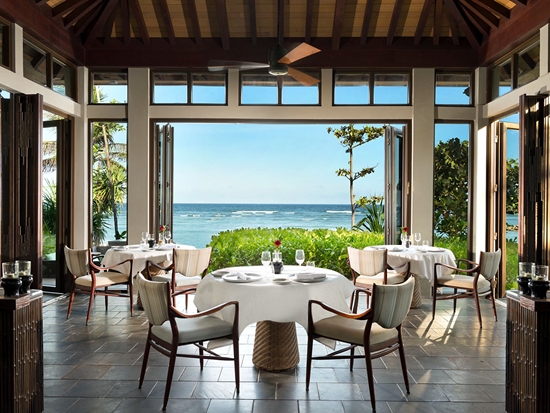 Beach Grill Restaurant The Ritz-Cartlotn Bali Beach Grill Restaurant The Ritz-Cartlotn Bali