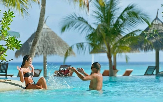Basen w Sun Island Malediwy