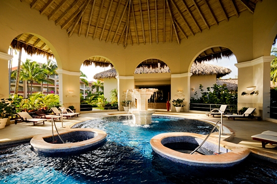 Jacuzzi w Majestic Colonial Punta Cana